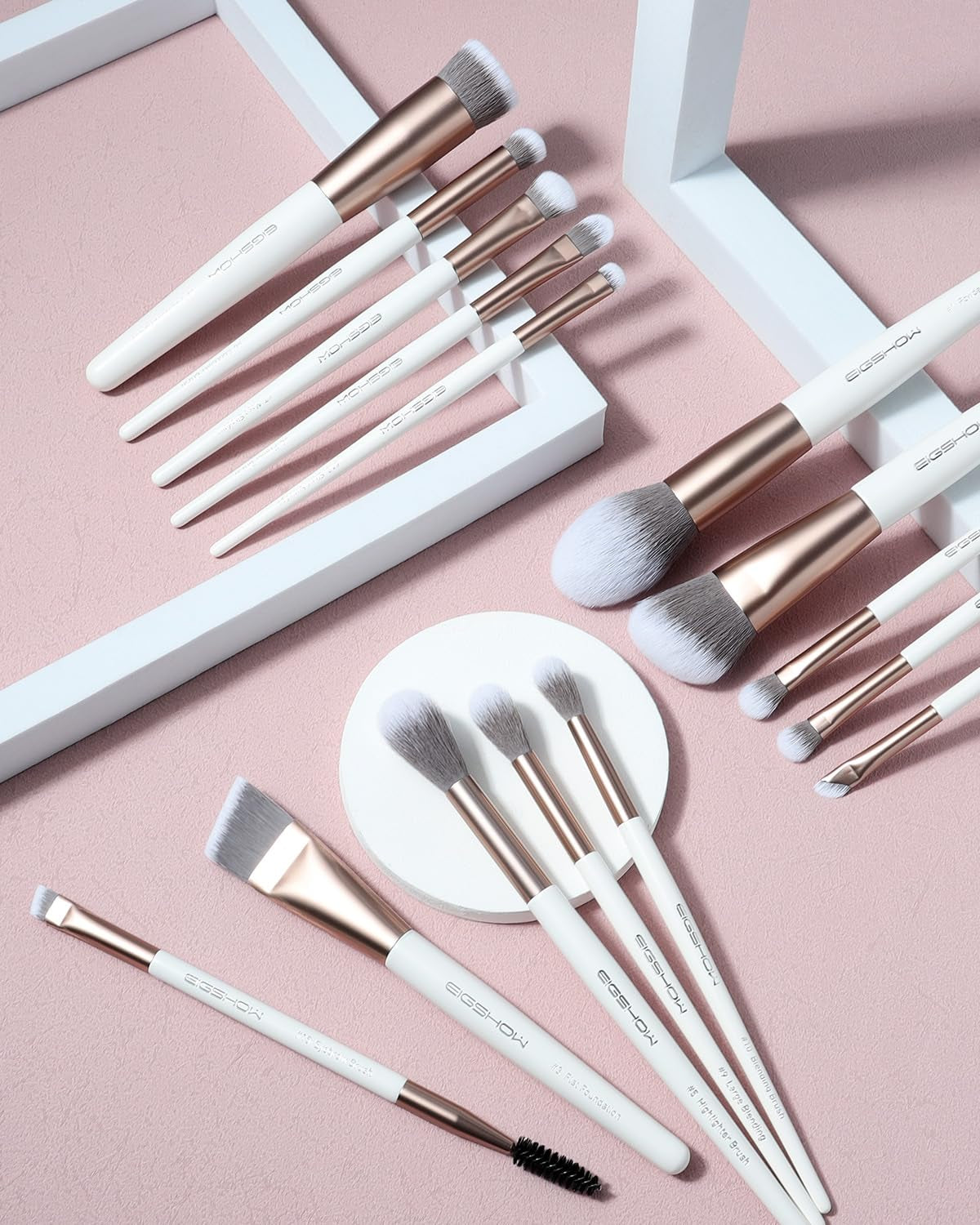 Makeup Brushes Set, 15Pcs Professional Make up Brush with Silver Ion Bristles for Foundation Powder Blush Highlighter Concealer Eyeshadow Eyeliner, Travel Gift Set (Champaign Gold)